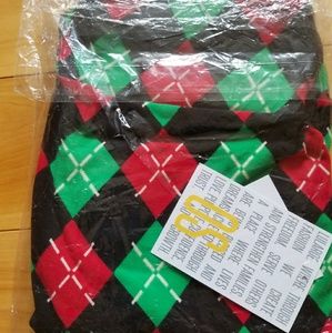 NWT OS Plaid Merry & Bright Lularoe Leggings